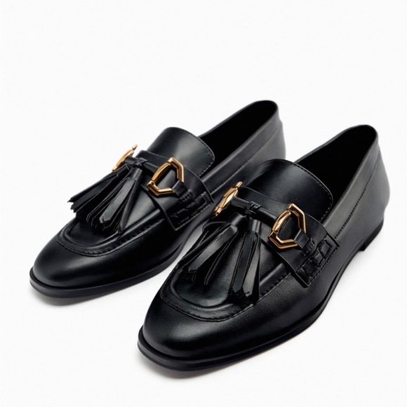 Tasseled moccasins - Picture 3 of 6